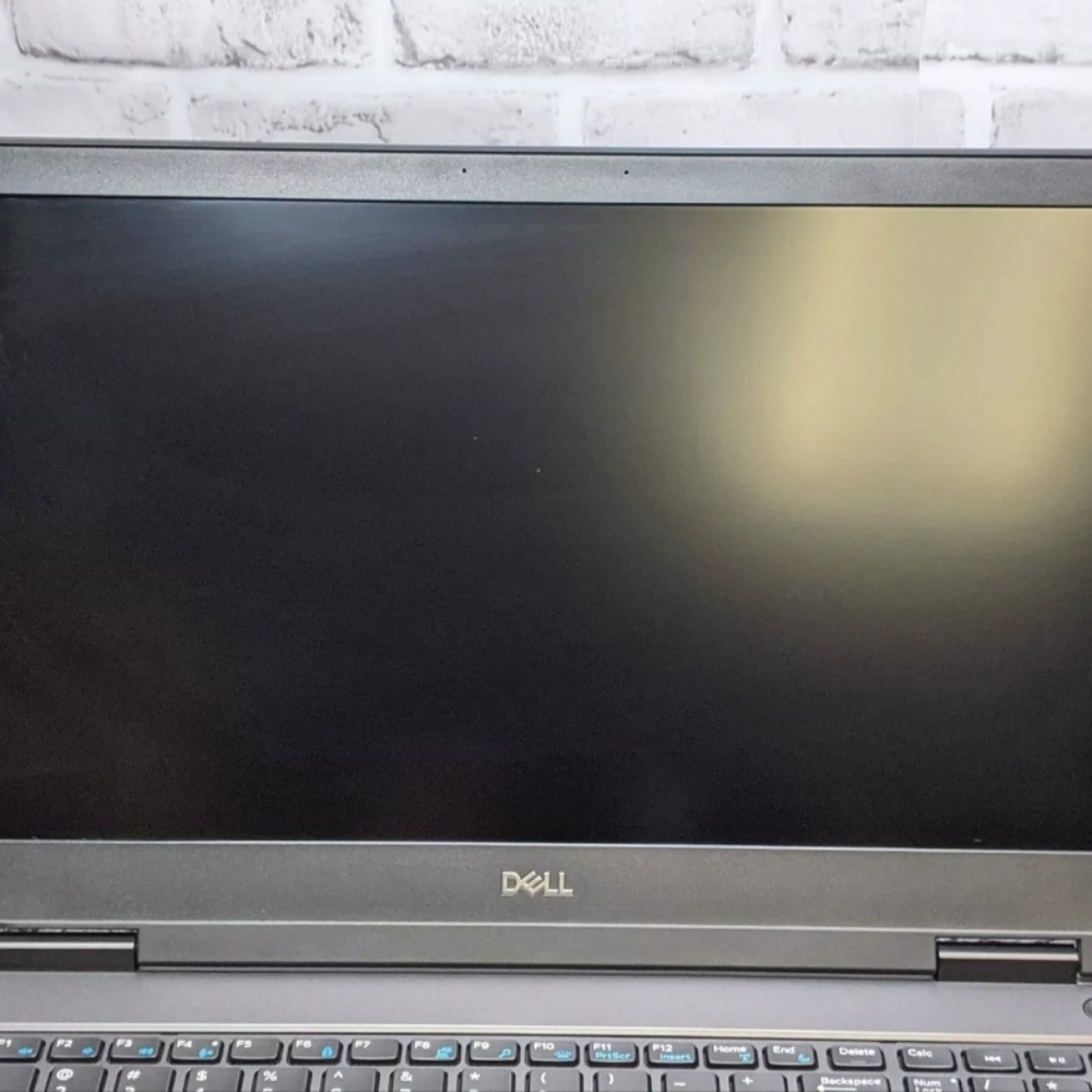 Laptop - Picture 3 of 12